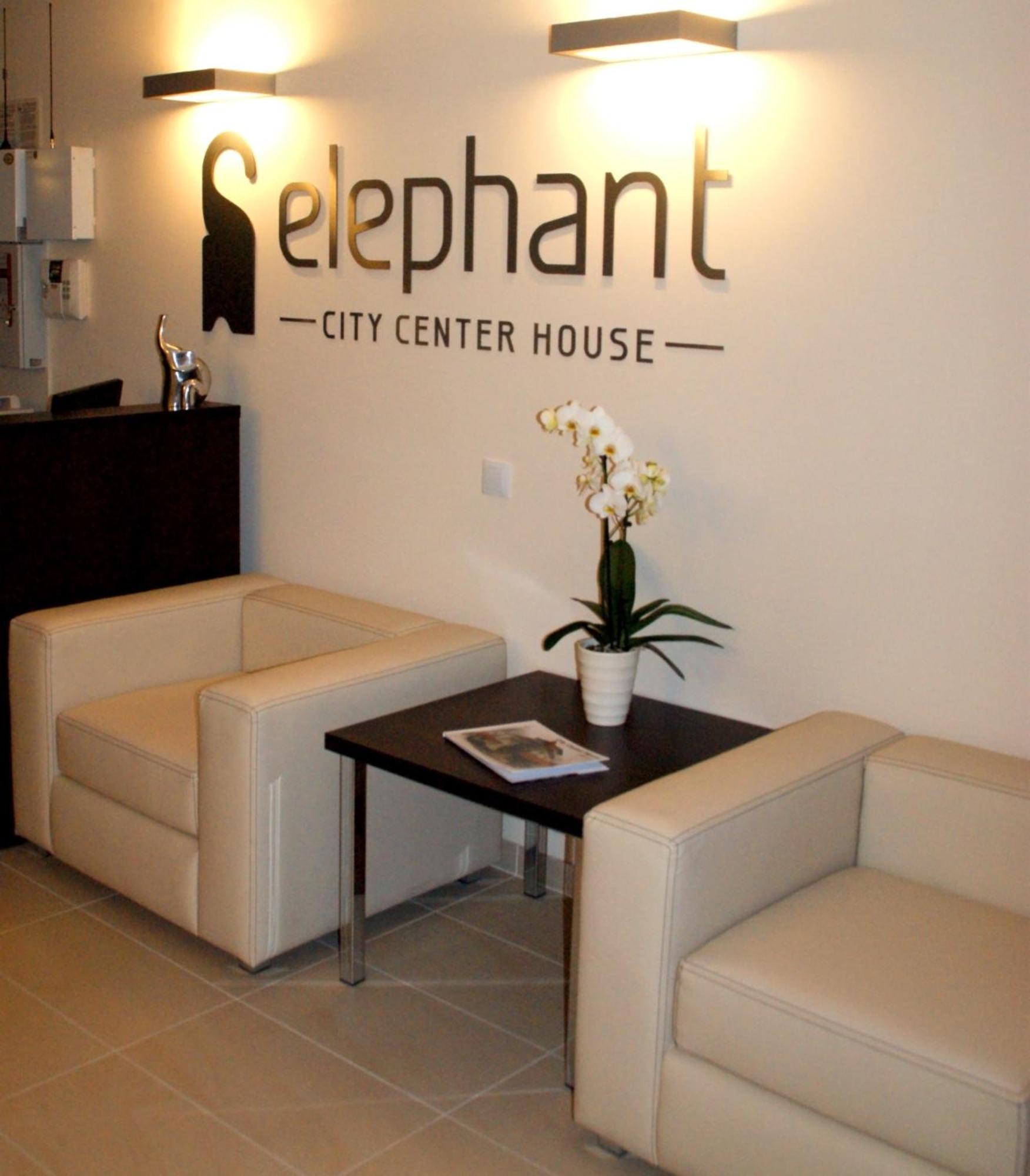 City Center House Elephant Poznań Eksteriør billede